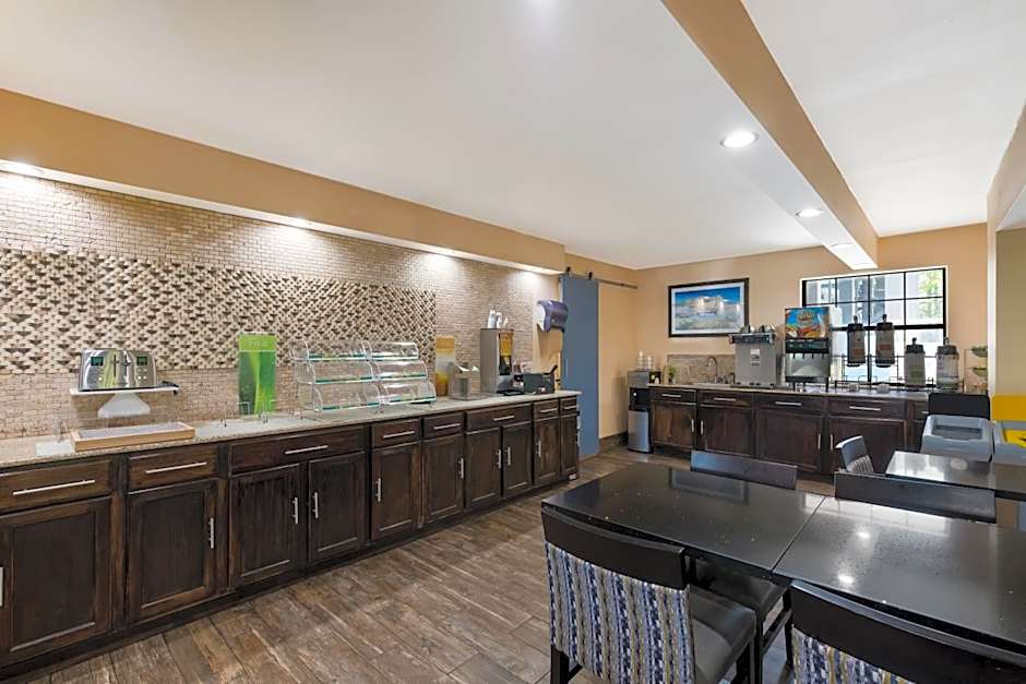 Quality Inn Charlotte Airport