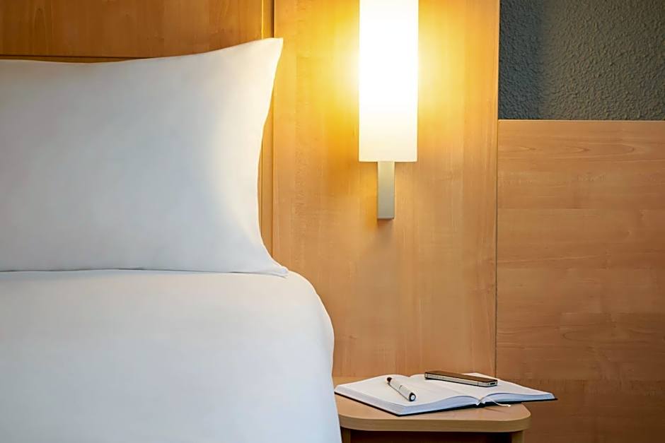 Ibis Borehamwood Hotel