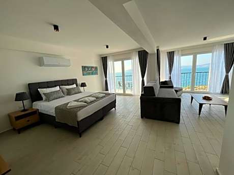 Deluxe Double Room with Sea View