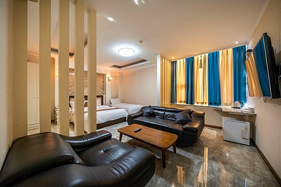 Ansan Seowon Tourist Hotel