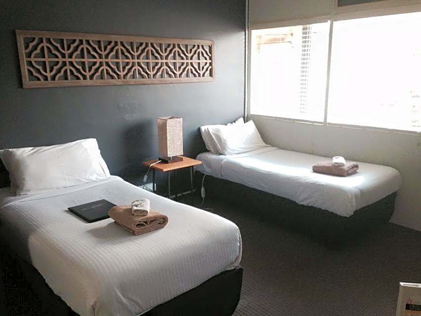 Photo 1 of 3 of 2 Beds