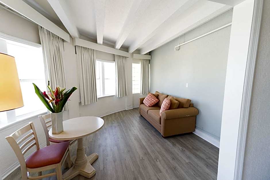 BROADMORE MIAMI BEACH