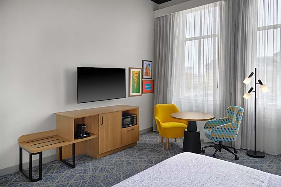 Hampton Inn by Hilton Lincoln Downtown