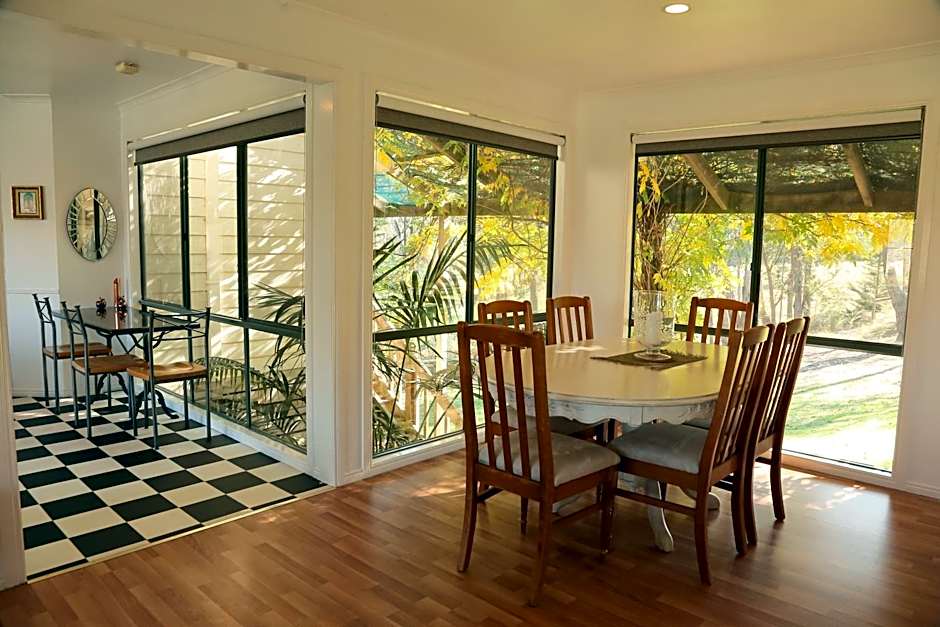 Home Farm Healesville