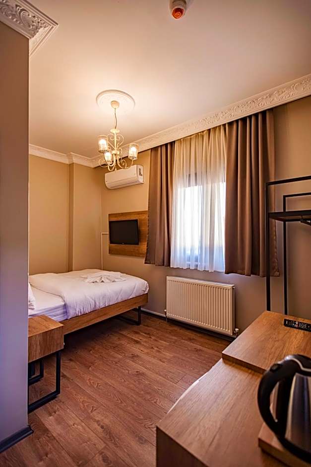 Grand Balyan Hotel & Restaurant