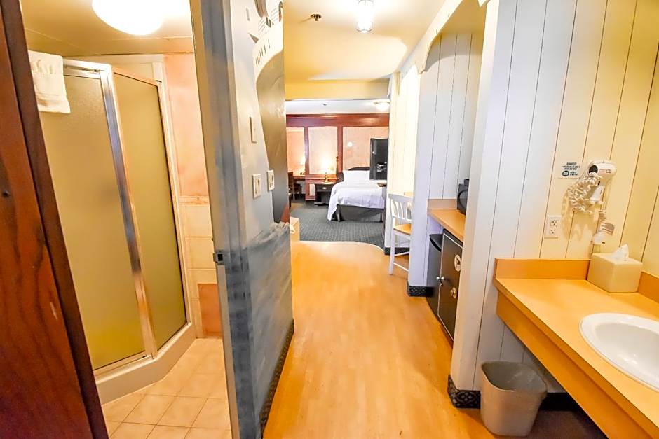 Canad Inns Destination Centre - Fort Garry