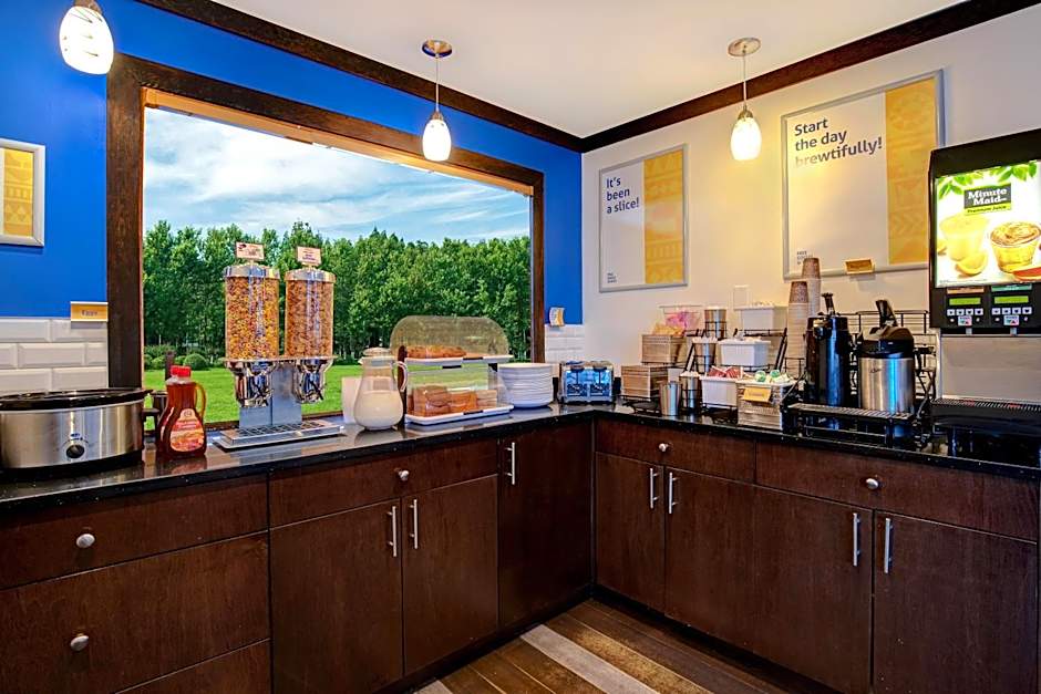 Days Inn by Wyndham Vernon