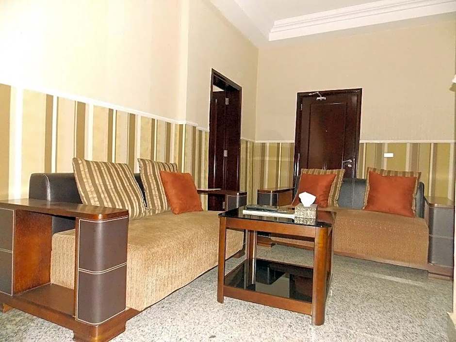 Ajuji Greenwich Hotels