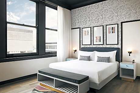 King Room - Hearing Accessible