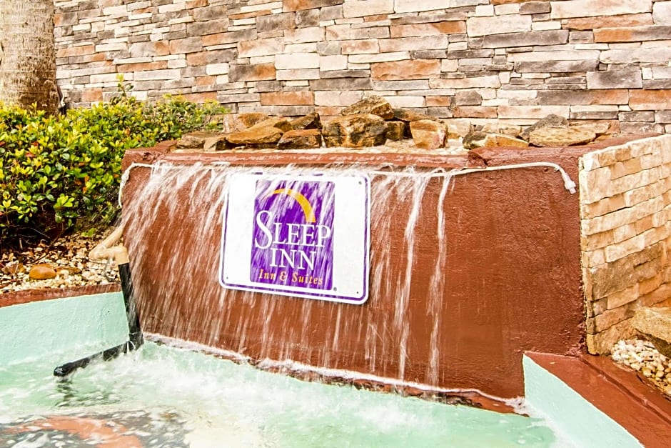 Sleep Inn & Suites