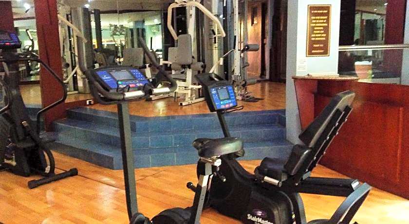 Crown Regency Residences Davao Hotel