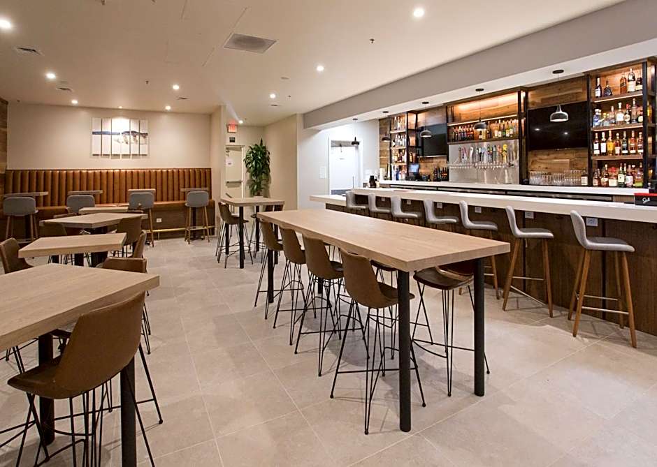 DoubleTree By Hilton Chico