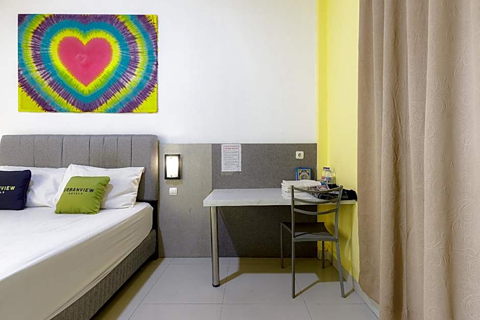 Urbanview Hotel Delima 101 Syariah