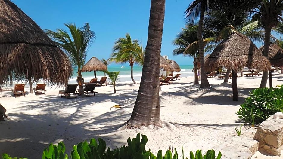 Amaite Beach Hotel