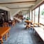 Fah Place Hotel