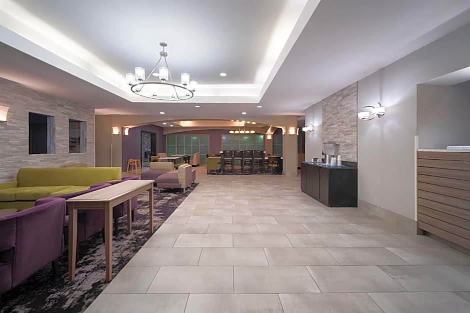 La Quinta Inn & Suites by Wyndham Atlanta Stockbridge