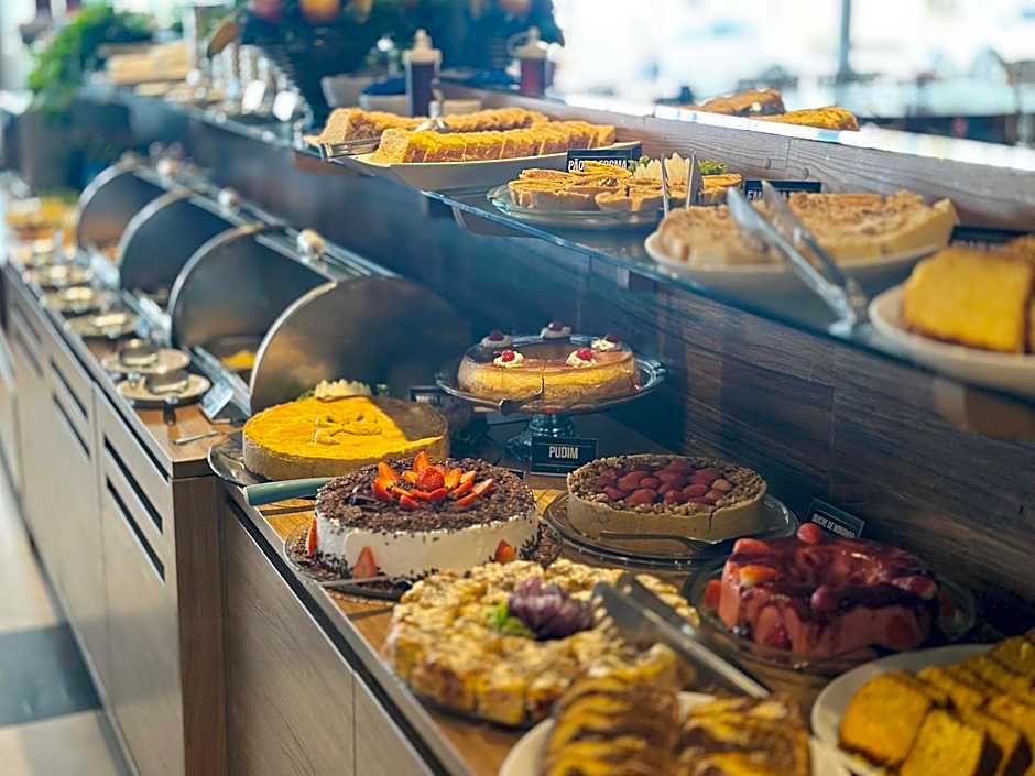 Netuanah Praia Hotel