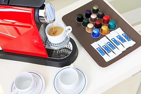 Villa (2 Adults + 2 Children)