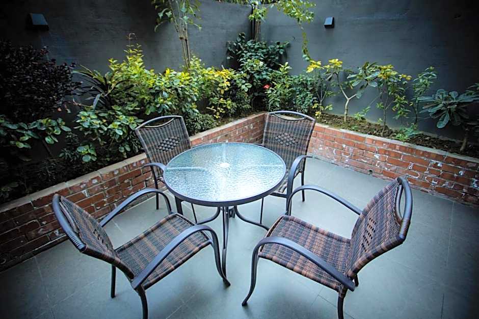 The Elite Residence Dhaka