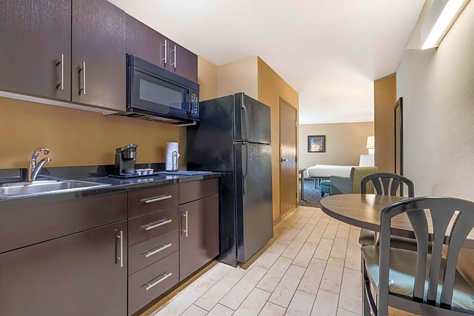 Best Western Plus Oceanside Palms Hotel