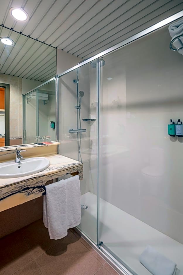 Hesperia Sant Joan Suites