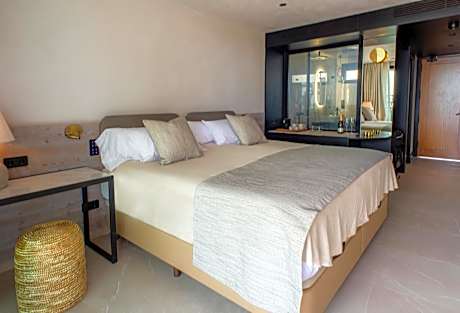 Deluxe Double Room with Sea View