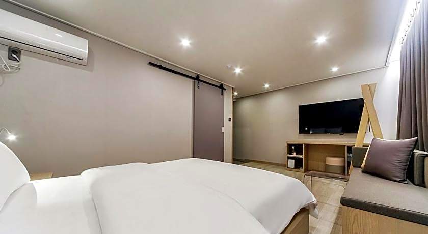 Centro Tourist Hotel