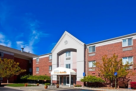 Sonesta Simply Suites Detroit Southfield
