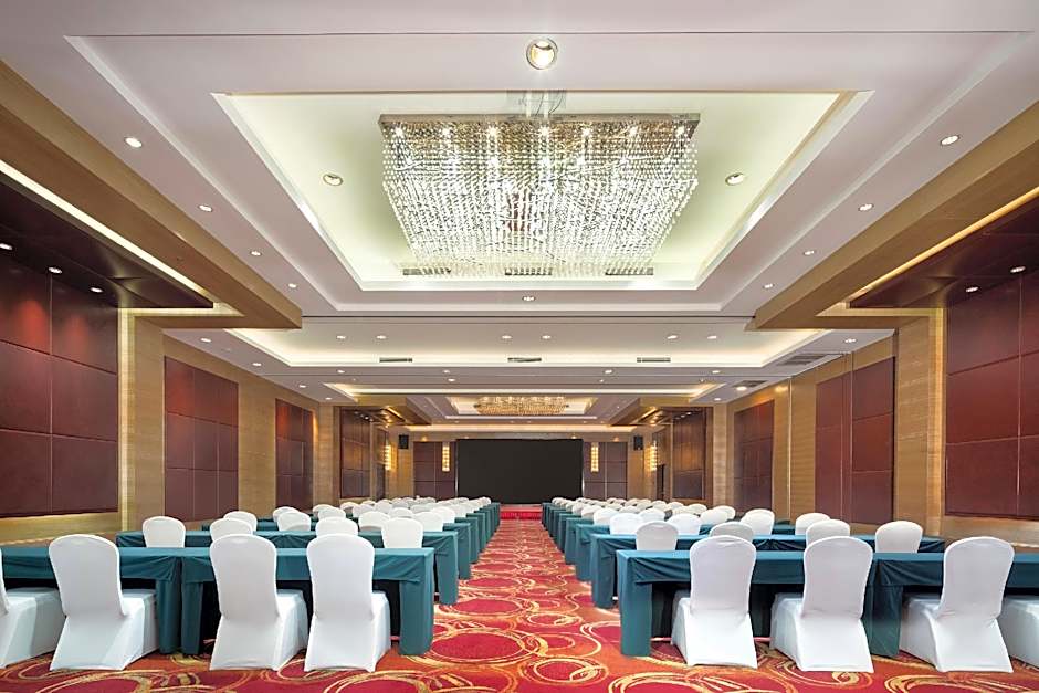 Courtyard by Marriott Kunshan