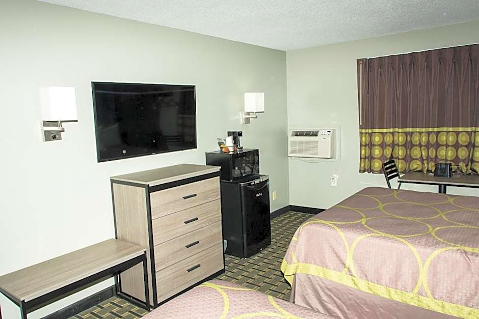 Super 8 by Wyndham Michigan City