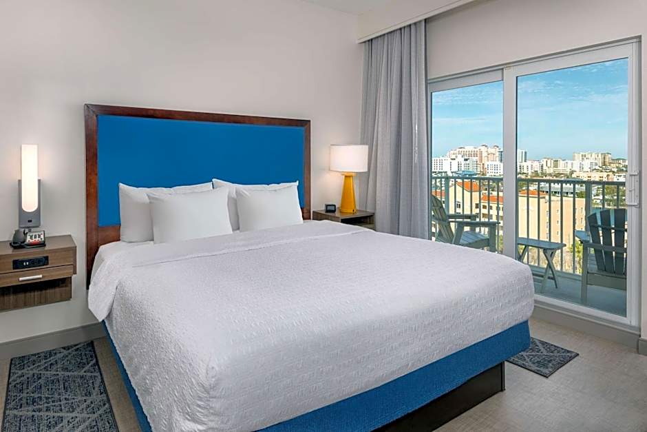 Hampton Inn & Suites Clearwater Beach