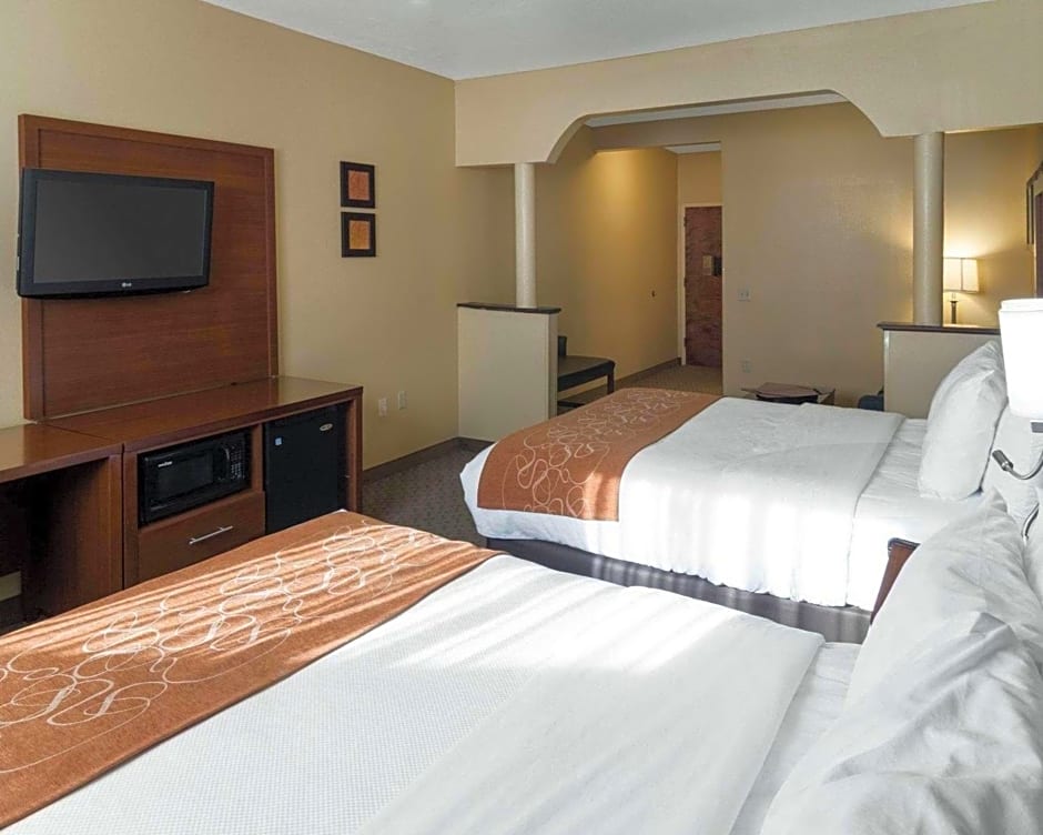 Quality Suites Midland
