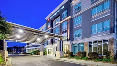 Best Western Premier I-95 Savannah Airport/ Pooler West