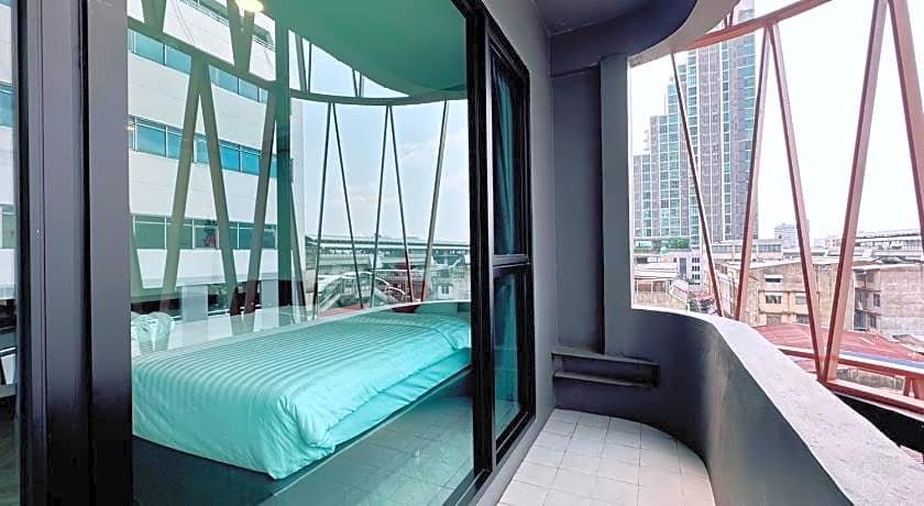 14 Sathorn Hotel