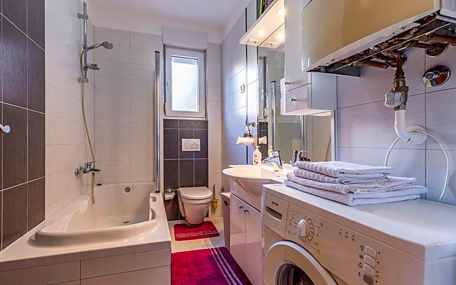 Istriensonne - Apartments Veruda mit Grillterrasse