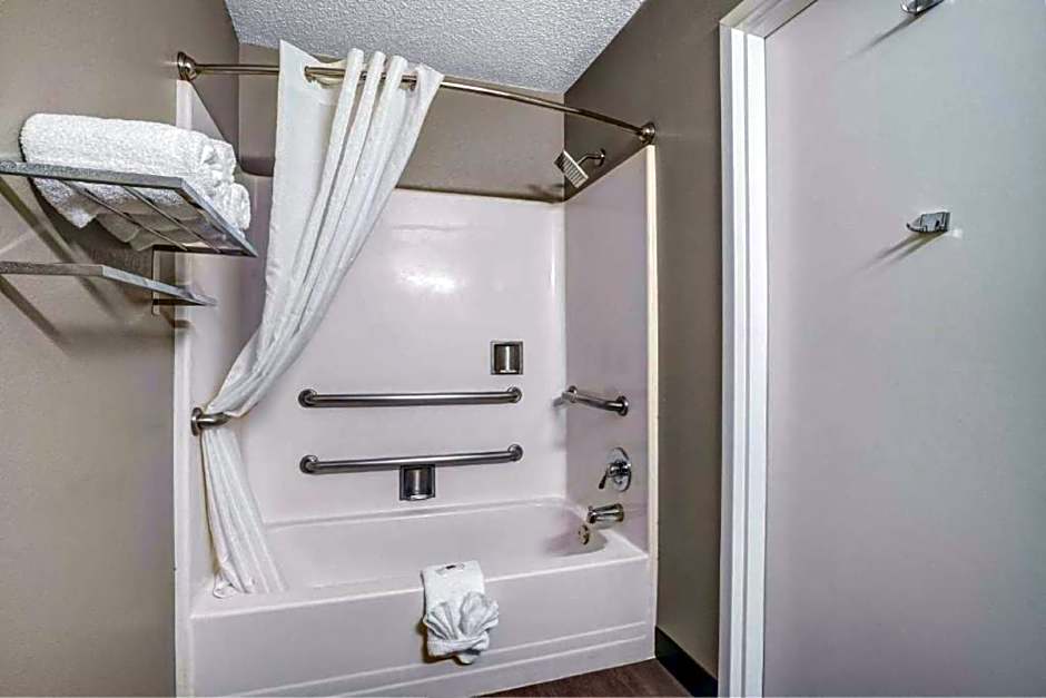 Motel 6 Ontario CA Convention Center Airport