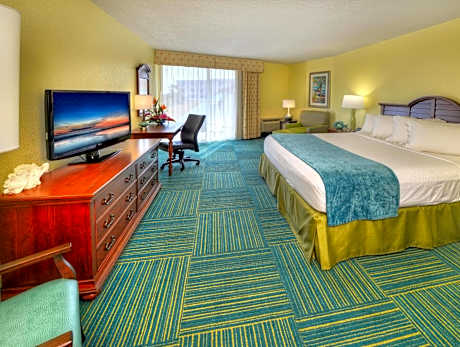 Ocean View Queen Bed
