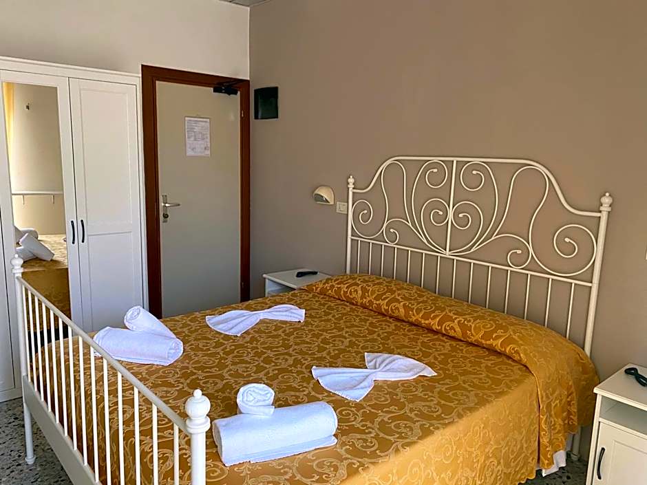 Hotel Modenese