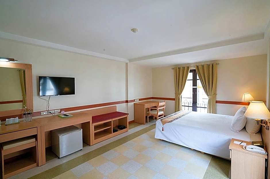 The Ecotel Bangkok Hotel