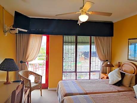 Double Room with Sea View - Honey Rose