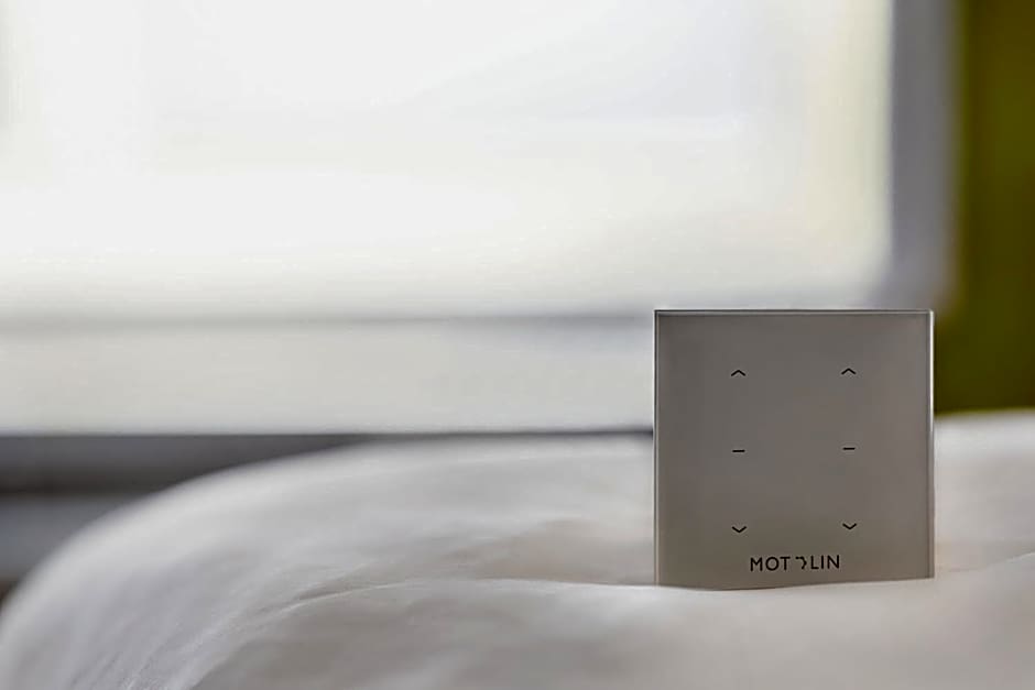 Holiday Inn Express & Suites Philadelphia - Mt. Laurel by IHG