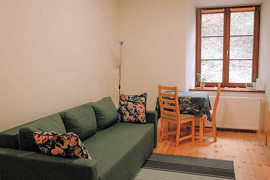 Zamkowa, Pokoje Gościnne