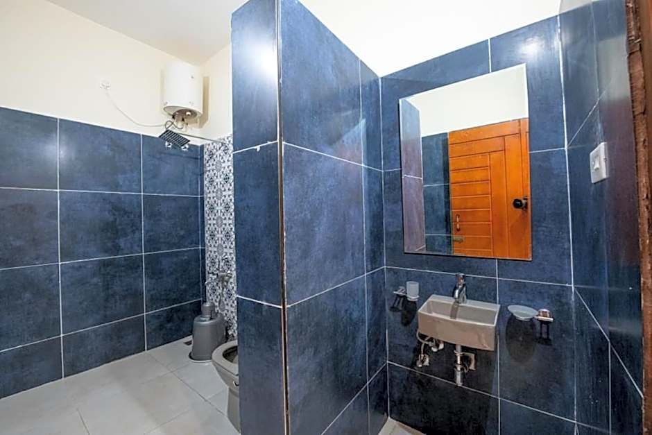 Queen's Hotel Mount garden Kodaikanal