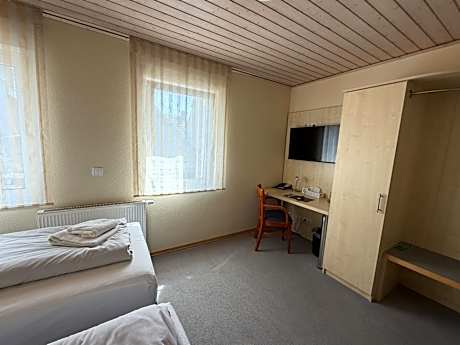 Twin Room with Private Bathroom