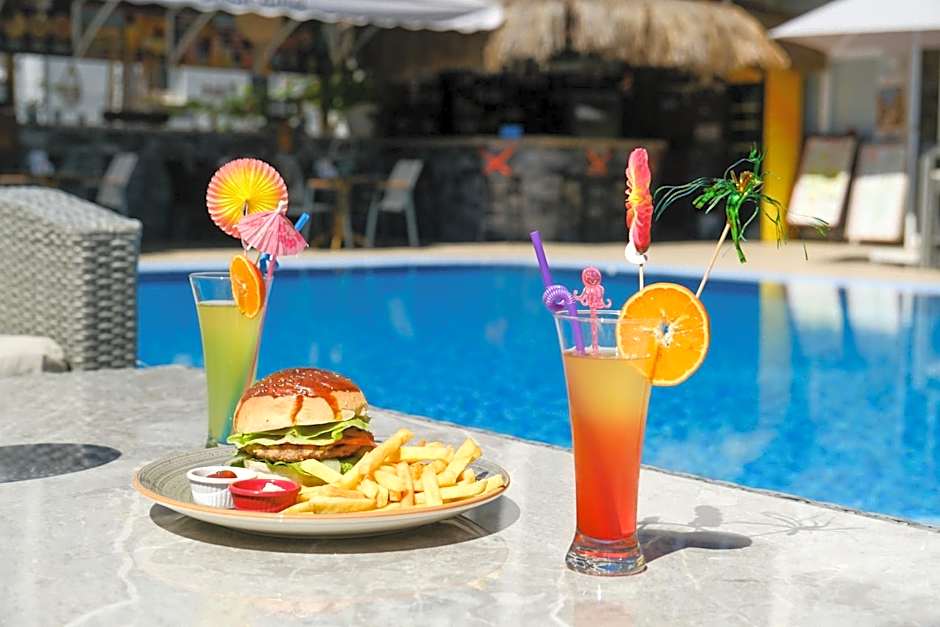 Moni Hotel