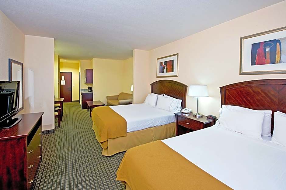 Holiday Inn Express & Suites Willcox By IHG
