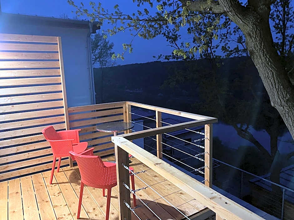 Apartmán - E - Vyhlídka nad řekou