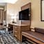 Comfort Inn & Suites Downtown near University