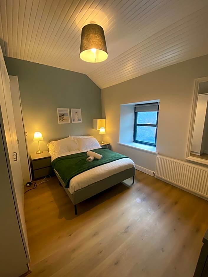 Newly Furnished 5 Bedroom Gem in Sligo