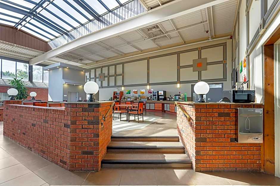 Quality Inn & Conference Centre